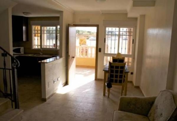 Chalet adosado en calle Pere de Bonvilar