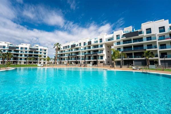 Ático en Urbanizaciones