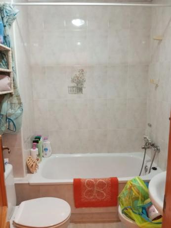 Piso en calle Pintor Antonio López, 4