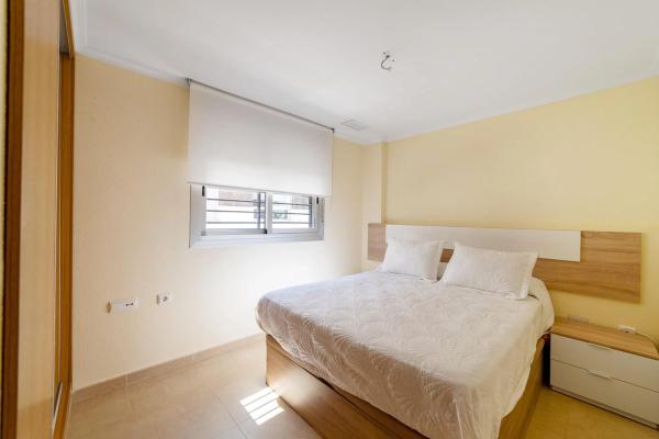 Casa independiente en calle Corts Valencianes