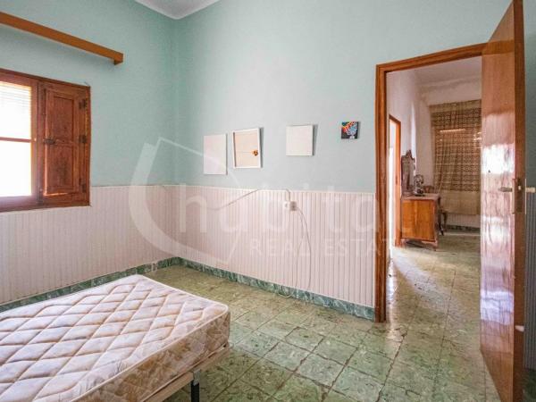 Chalet adosado en calle Virgen de Belen, 37 -27