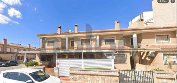 Piso en calle Miguel Hernández