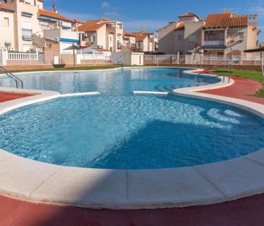 Dúplex en calle Guapiles, 1