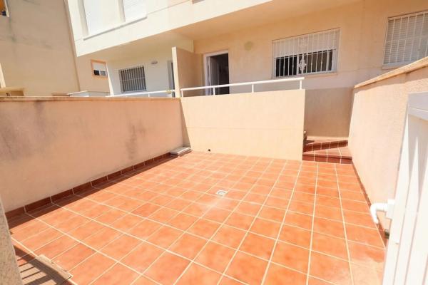 Dúplex en Barrio Villamartín-Las Filipinas