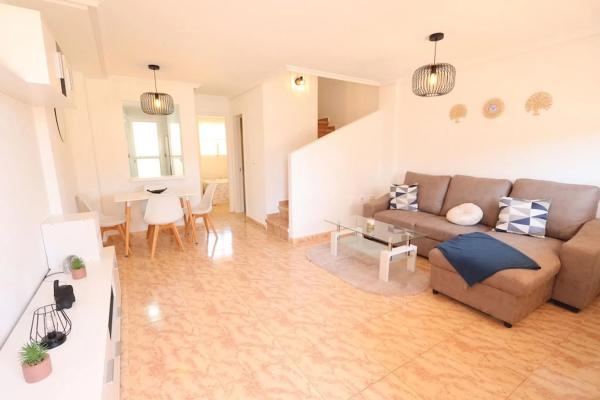 Dúplex en Barrio Villamartín-Las Filipinas