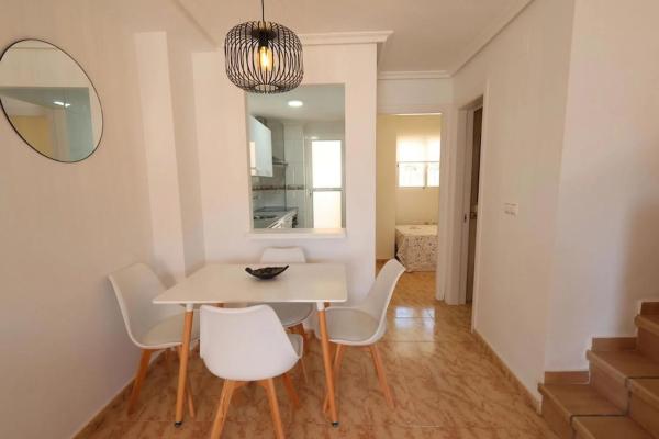 Dúplex en Barrio Villamartín-Las Filipinas