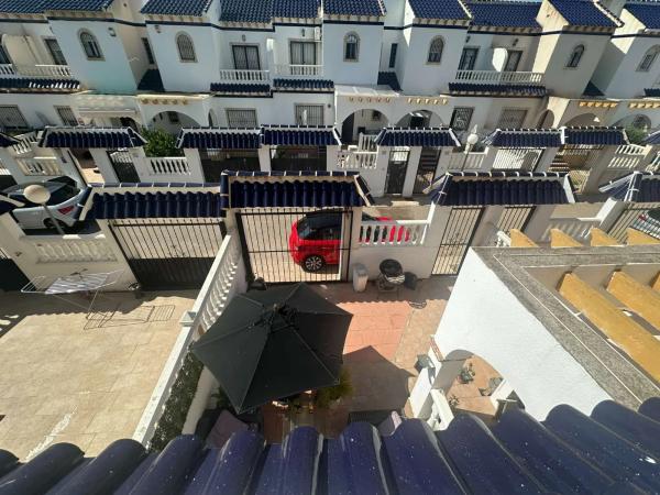 Dúplex en Barrio Los Almendros-La Florida