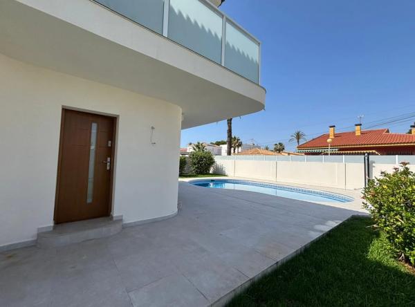 Casa independiente en Catalejo s/n