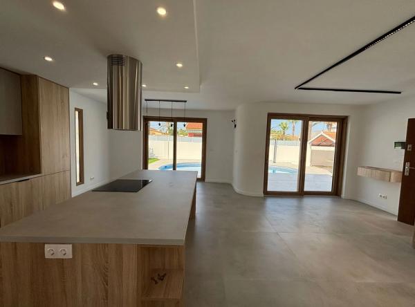 Casa independiente en Catalejo s/n