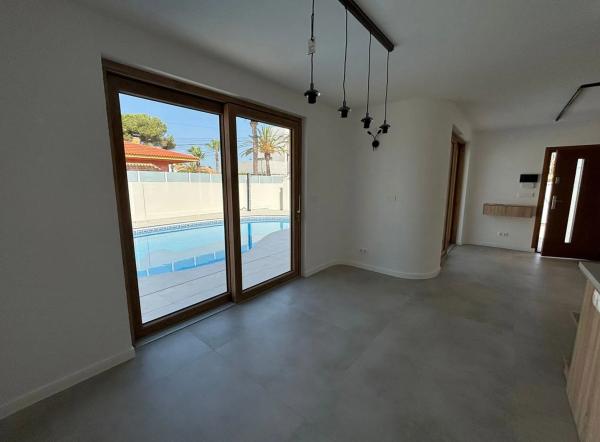 Casa independiente en Catalejo s/n