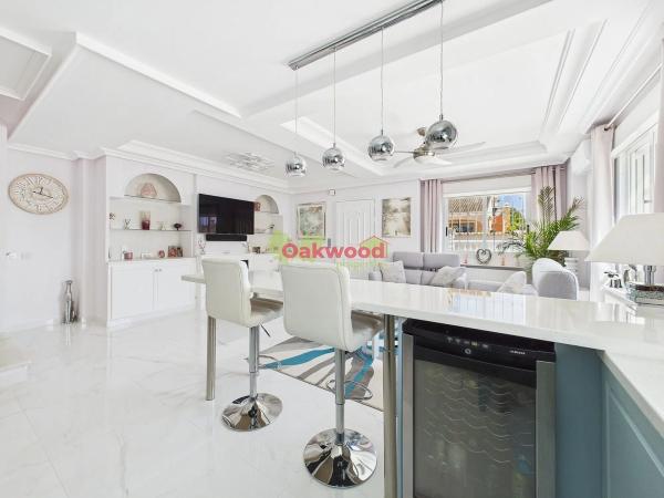 Chalet en avenida de las Especias