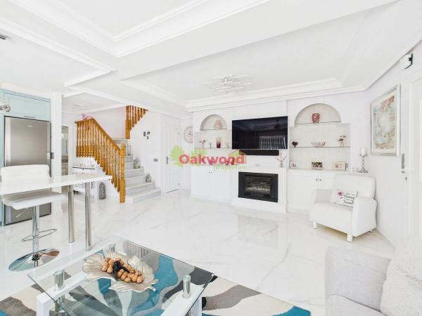 Chalet en avenida de las Especias