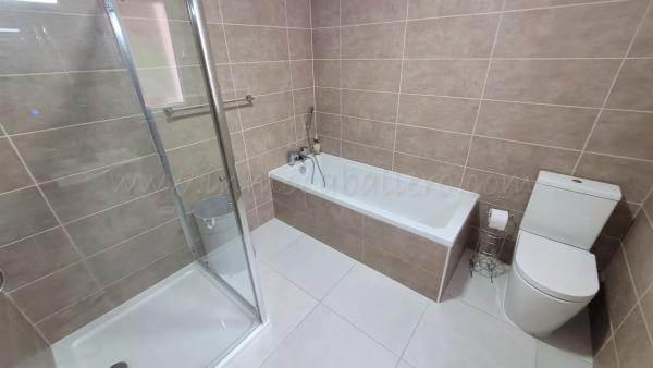 Casa independiente en calle haya