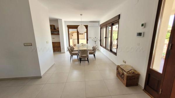 Casa independiente en calle haya