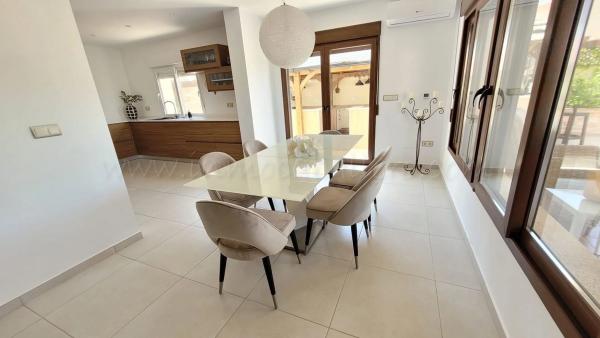 Casa independiente en calle haya