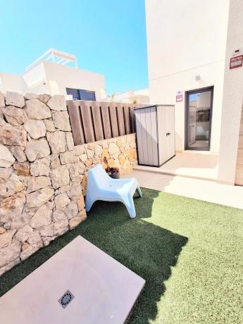 Chalet adosado en calle Veleta