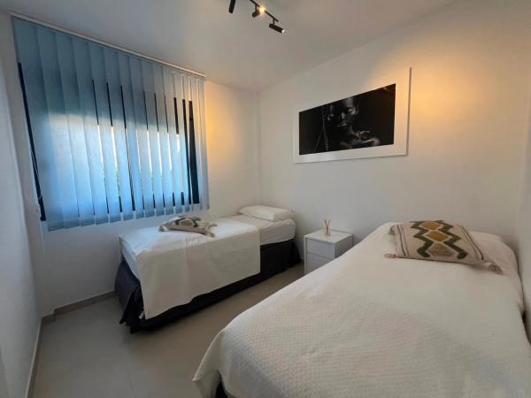 Piso en calle Jose Maria Olazabal, 25