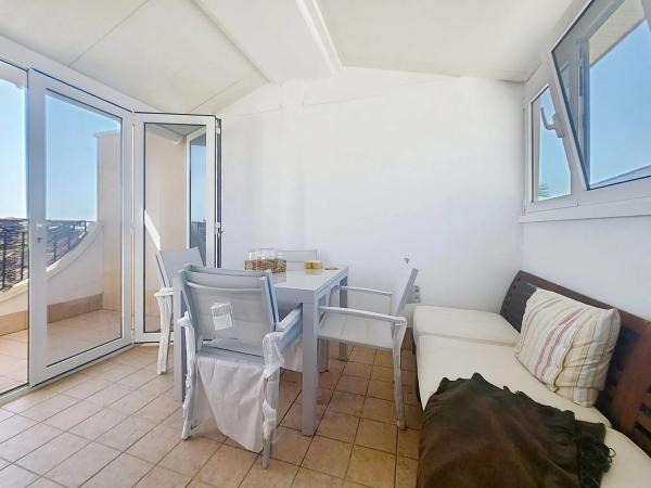 Casa independiente en avenida de Europa