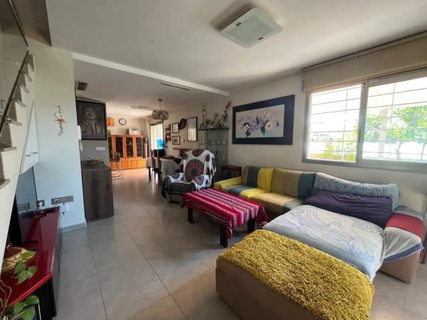 Chalet adosado en calle Anzuelo