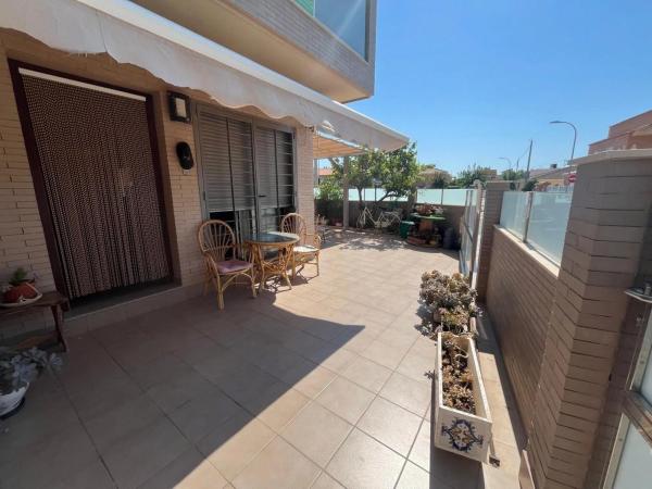 Chalet adosado en calle Anzuelo