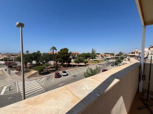 Chalet adosado en calle Anzuelo