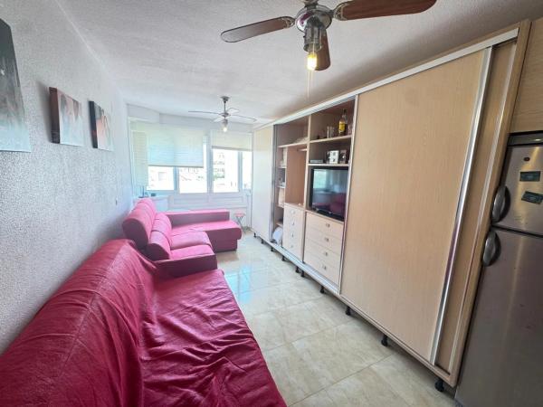 Estudio en avenida de Francia, 4