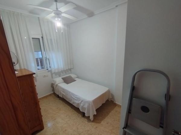 Chalet adosado en calle la Estrella