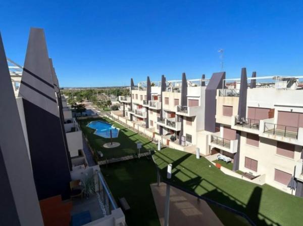 Ático en calle Goteborg