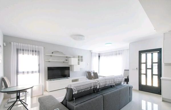 Ático en calle Veleta, 77