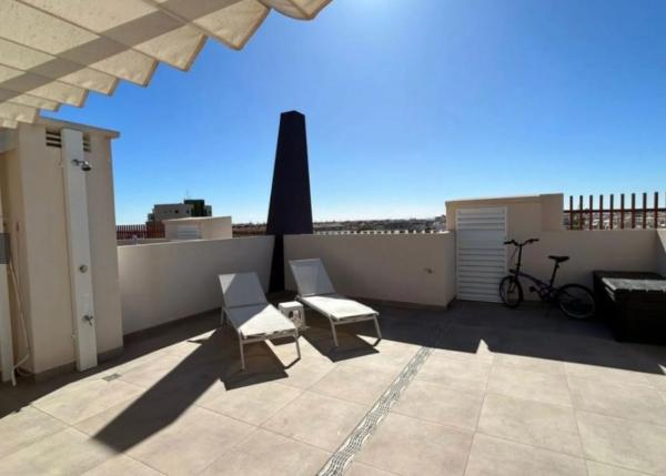 Ático en calle Goteborg