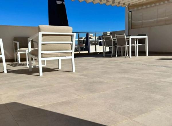 Ático en calle Goteborg