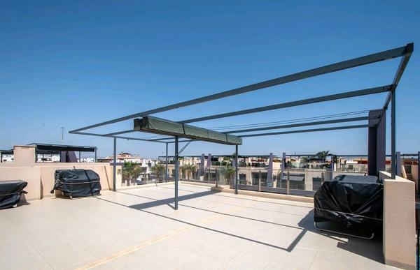 Ático en calle Veleta, 77