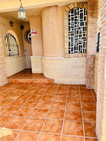 Chalet adosado en avenida de Francia