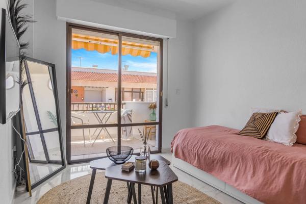 Estudio en Edif.playa, 21