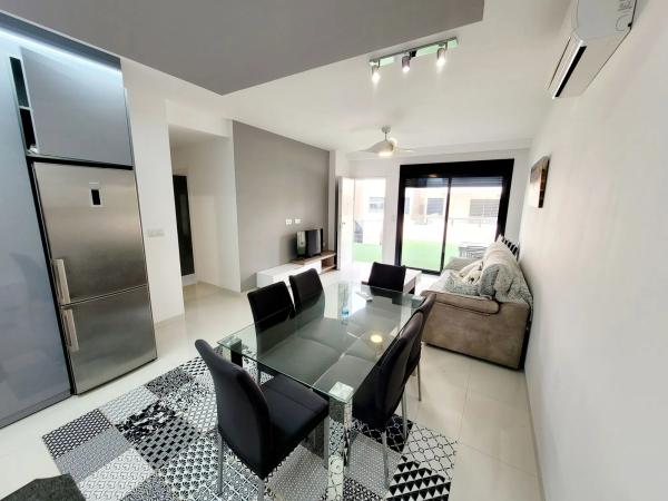 Chalet adosado en calle leverpol