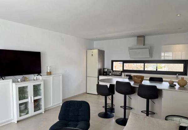 Piso en avenida Costa Blanca