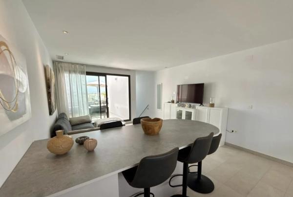 Piso en avenida Costa Blanca