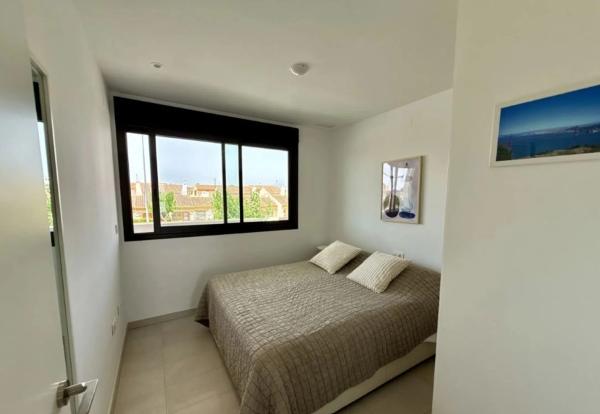 Piso en avenida Costa Blanca