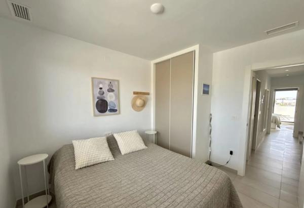 Piso en avenida Costa Blanca