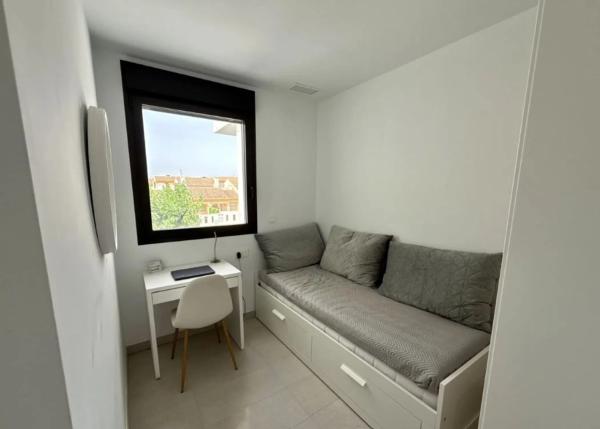 Piso en avenida Costa Blanca