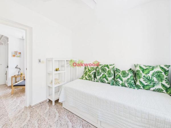 Chalet pareado en avenida de las Hierbas