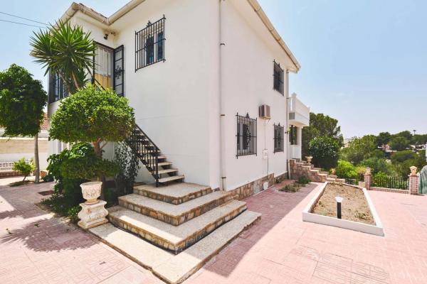 Casa independiente en Cl Abedul p c