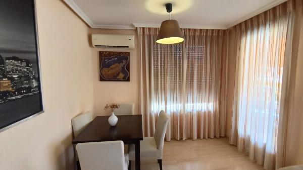 Piso en calle Doctor Rafael Poveda Escudero, 77 b