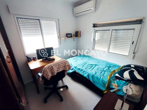 Chalet adosado en calle del Parque Miño