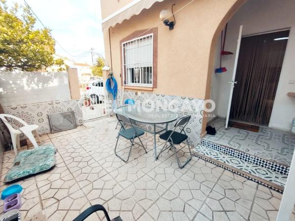 Chalet adosado en calle del Parque Miño