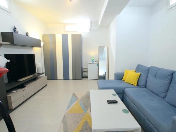 Casa independiente en calle Luis Buñuel