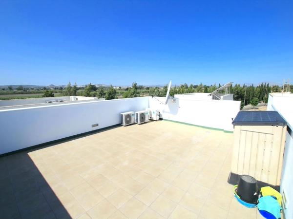 Casa independiente en calle Luis Buñuel