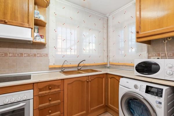 Chalet pareado en calle del Sur