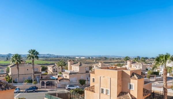 Chalet pareado en calle del Sur