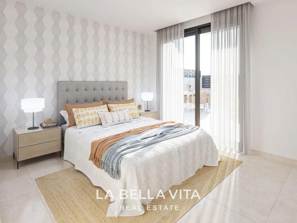 Casa independiente en Urbanizacion la Marina, 1